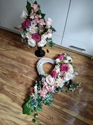 Stroik na grób kompozycja na wiklinowym sercu