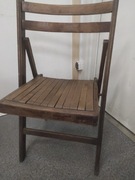 DREWNIANE KRZESŁO SKŁADANE