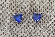 Nowe kolczyki w kolorze granatowym 
