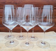 Kieliszki do wina ładne wysokie