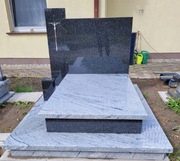 Nagrobek pomnik granitowy