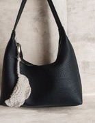 Brelok Ozdoba Pierożek do plecaka torby klucze ręcznie robiony kolor biały 