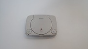 Zestaw Sony PS One SCPH-102 z kontrolerem, 1 gra