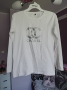 Biała bluzka z długim rękawem 