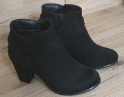Buty, botki czarne damskie 39