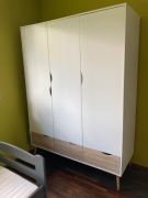 szafa biała skandynawski look