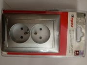 Legrand valena gniazdo podwójne 2x2P 
