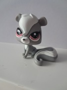 Littlest Pet Shop LPS skunks