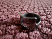 Kultowy Sygnet Piwosza – Otwieracz do Piwa z Motywem Wojaka z PRL – srebrny