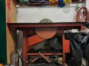 Piła stołowa do drewna z heblarką