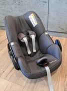 Fotelik samochodowy Maxi Cosi Pebble Plus i-size do bazy isofix - pewny