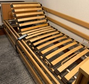 ŁÓŻKO REHABILITACYJNE WRAZ Z MATERACEM 