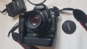 Canon 5D Mark II + Canon EF 50mm f/1.8 +Grip