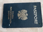 Paszport PRL liczne pieczątki 