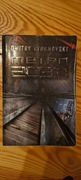 Dmitry Glukhovsky - Metro 2033 - okładka miękka