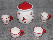 Świąteczny ceramiczny pojemnik z 4 kubkami