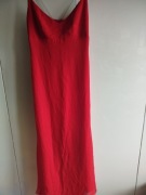 Czerwona elegancka sukienka maxi długa M 38