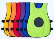 KOLOROWE KAMIZELKI KREDOWE ANIMACYJNE DLA DOROSŁYCH ZESTAW 6 szt.