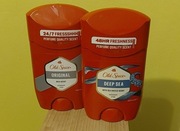 dezodorant w sztyfcie marki Old Spice,  zapachowe Deep Sea oraz Original. 