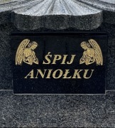 Odnawianie Napisów Nagrobkowych | Lampion | Wazon