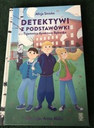 Detektywi z podstawówki- tajemnica dyrektora Bębenka