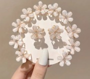 Spinki do włosów dla dziewczynki na komunię ozdoba do włosów 12 szt nowe