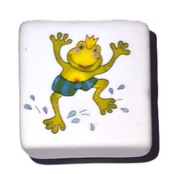 Gałka Meblowa dziecięca ceramiczna z grafiką ŻABA kwadrat 33 mm BIAŁY