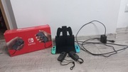 Konsola nintendo switch plus dwa dodatkowe joycony