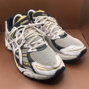 Buty do biegania ASICS Gel-Virage 6 T224N