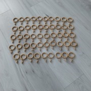 Kółka z żabkami plastikowe do karnisza białe