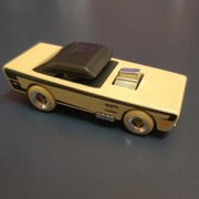 Hot Wheels Small Bloc 2024 tan