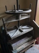 Prasa introligatorska śrubowa