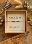 Ręcznie robiona bransoletka na sznurku perła szafir pozłacane przekładki