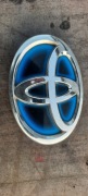 ZNACZEK EMBLEMAT PRZÓD 75310-33010 TOYOTA PRIUS Hybryda 