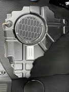 Subwoofer samochodowy z obudową do jeep Grand Cheeroke wk2