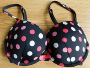 Stanik M&S 30DD 65DD plunge push-up czarny grochy