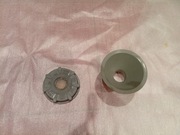 Korek/zakrętka + lejek do pojemnika na sól do zmywarki Bosch SRV53M03EU 