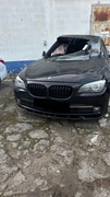 BMW 750i 2010 uszkodzone 
