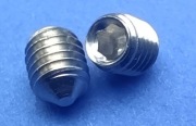 śrubka do klamek, uchwytów 4x5mm na sztuki