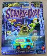 Hot Wheels Premium POP Culture Scooby Doo The Mystery Machine