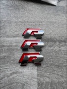 Emblemat R line samoptrzylepny srebrno-czerwony