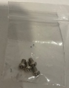 4 ŚRUBY DO CZYTNIKA KART PAMIĘCI KONTROLERA USB SREBRNE KOMPLET 