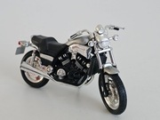 Maisto 1:18 - Yamaha V-Max model motocykla