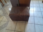 Pufa skórzan w kolorze brązowym