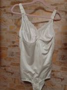 (42/XL) (95C) Triumph/ Ekskluzywne, białe Body modelujące 