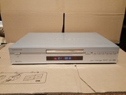 THOMSON DTH 210 ( odczytuje też nagrywane płyty i MP3 )