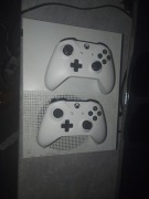 Xbox one 500g z dwoma grami na płytach 