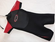 Sprzedam piankę kąpielową TWF k08 7-8lat.