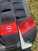 Samochodowe pokrowce na zagłówki siedzeń samochodowych Opel