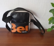 Saszetka nerka oryginalna firmy Bench.